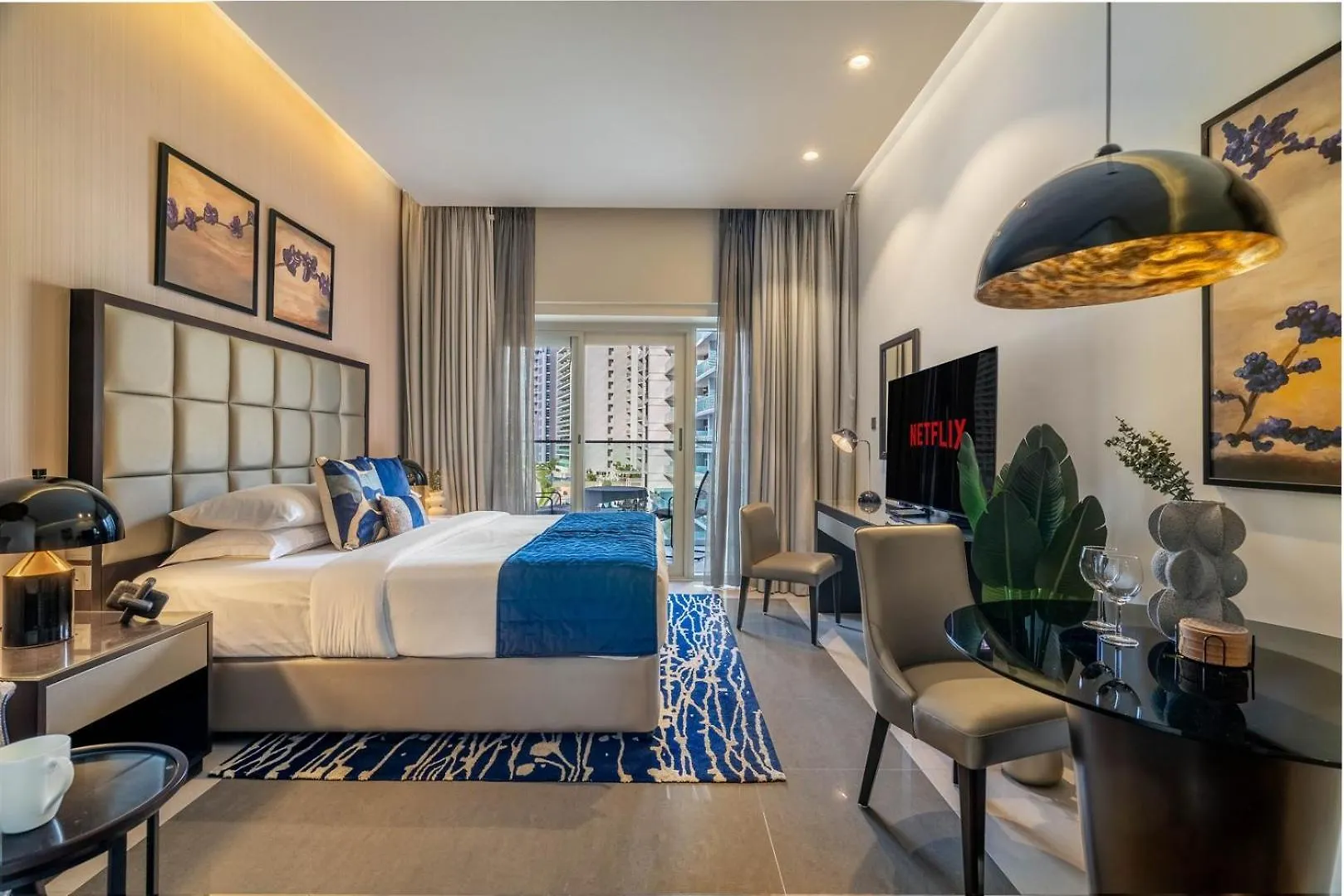 Guestready - City Nest With A Balcony And A Pool Dubai 0*,