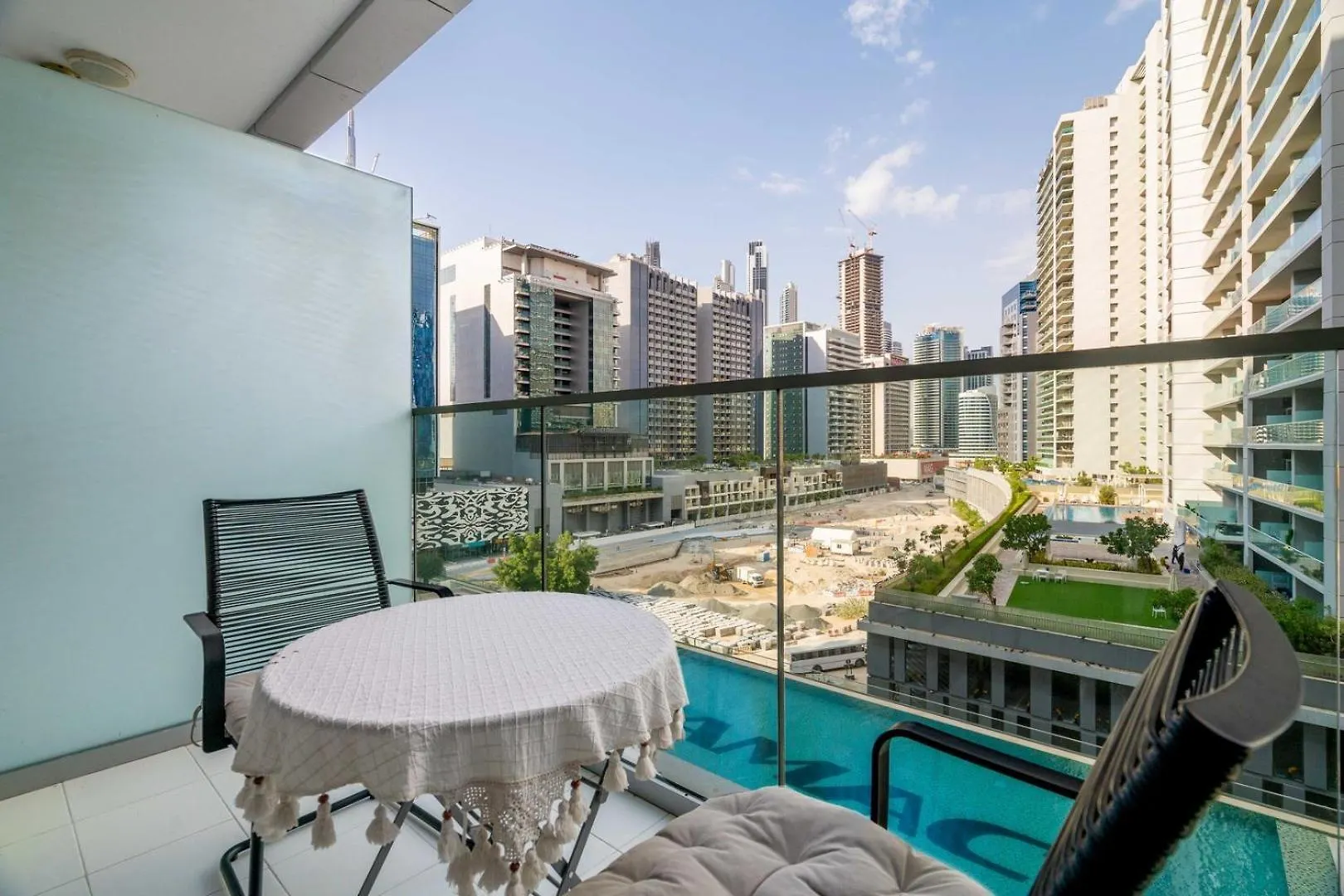 Guestready - City Nest With A Balcony And A Pool Dubai 0*,  United Arab Emirates